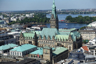 Aussicht auf Rathaus, Binnen- und Außenalster Aussicht auf Rathaus, Binnen- und Außenalster